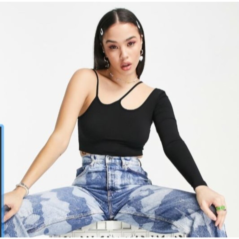Pull&Bear Asymmetric One-Shoulder Crop Top S EUC Festival Y2K Acubi Clubwear